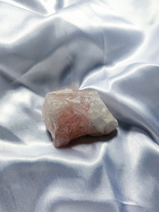 ROSE QUARTZ CHUNK